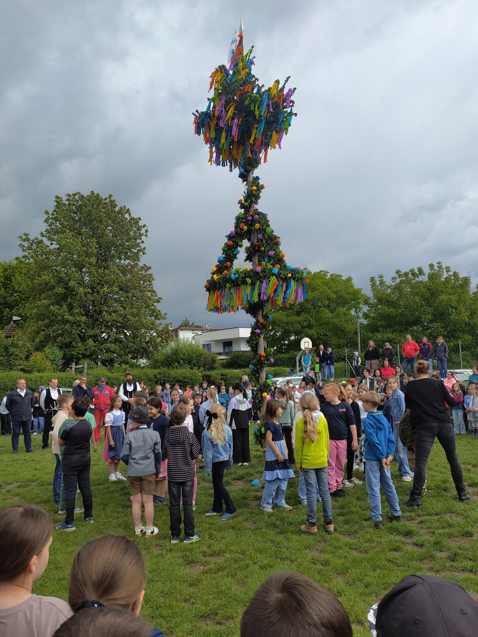 Maibaumfest 2025